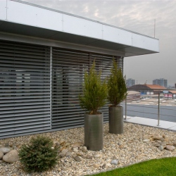 Die Fassadenjalousien<br />
Das Wohnhaus